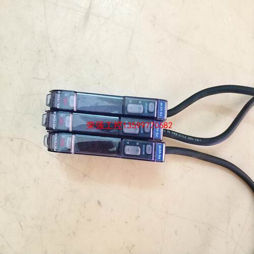 【荣强工控】FS-V21R基恩士光纤放大器，设备拆机件，成色