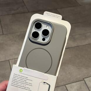 水泥钛灰色Beat同款细圈强磁吸适用苹果17Air手机壳15pro磨砂高级iPhone14商务12/13mini轻奢XR硬78p外套16壳