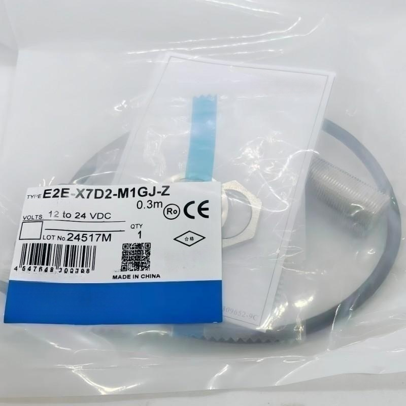 全新M18传感器E2E-X7B4-M1TJ-IL3 0.3MM PNP输出接近开关直流三线