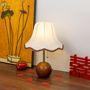 法式中古台灯卧室床头灯中古风结婚礼物高级复古红色喜庆长明灯