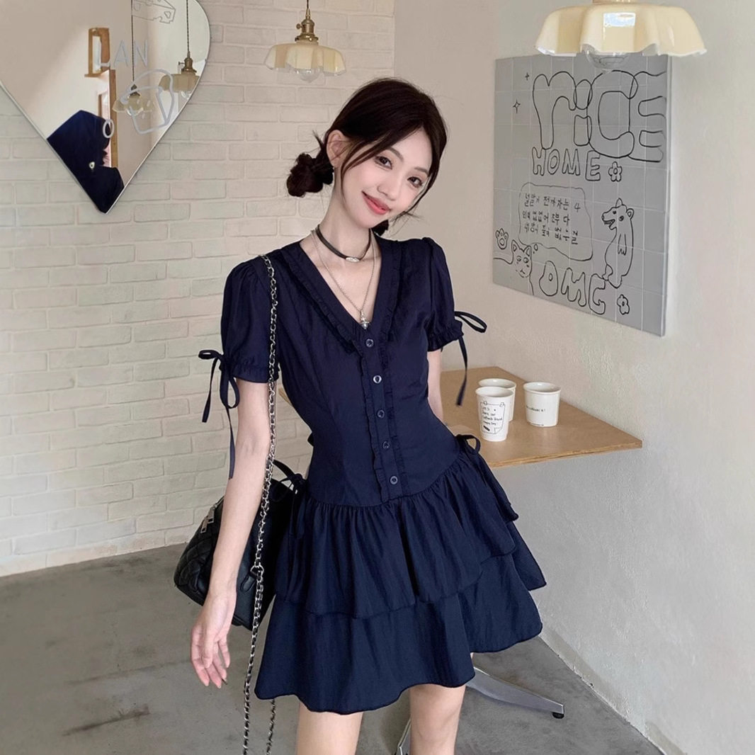 法国cherry kitty韩系蕾丝花边v领短袖连衣裙子女夏季修身收腰a
