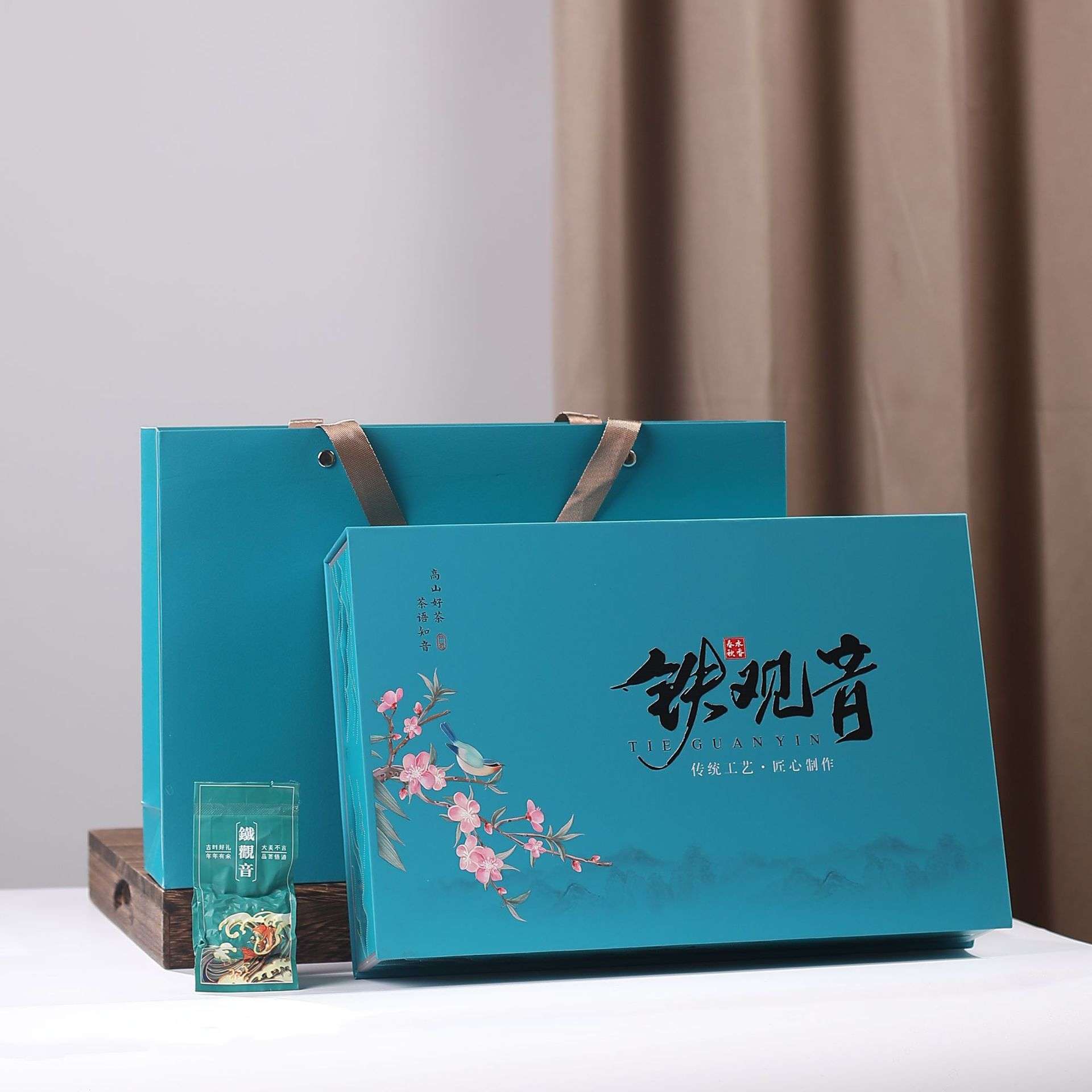 福建乌龙茶秋茶铁观音浓香型高山茶叶精美礼盒装送礼500g一件