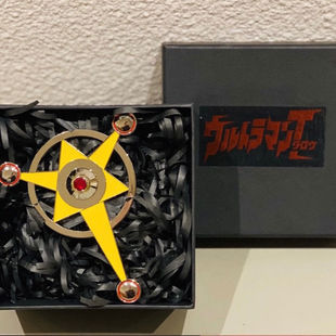 WF可佩戴版 1:1 泰罗变身器 徽章 合金版