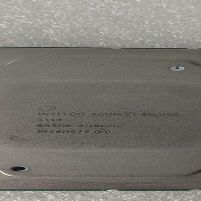 至强正式版4114CPU，10核20线程，主频2.2G