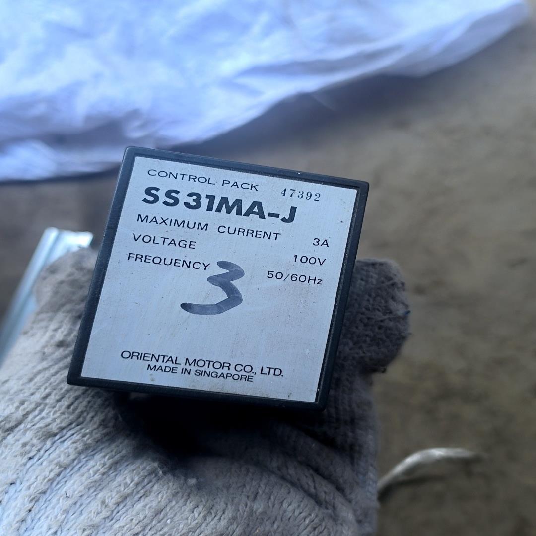 拆机原装进口东方马达电机调速器 SS31MA-J带底座，
