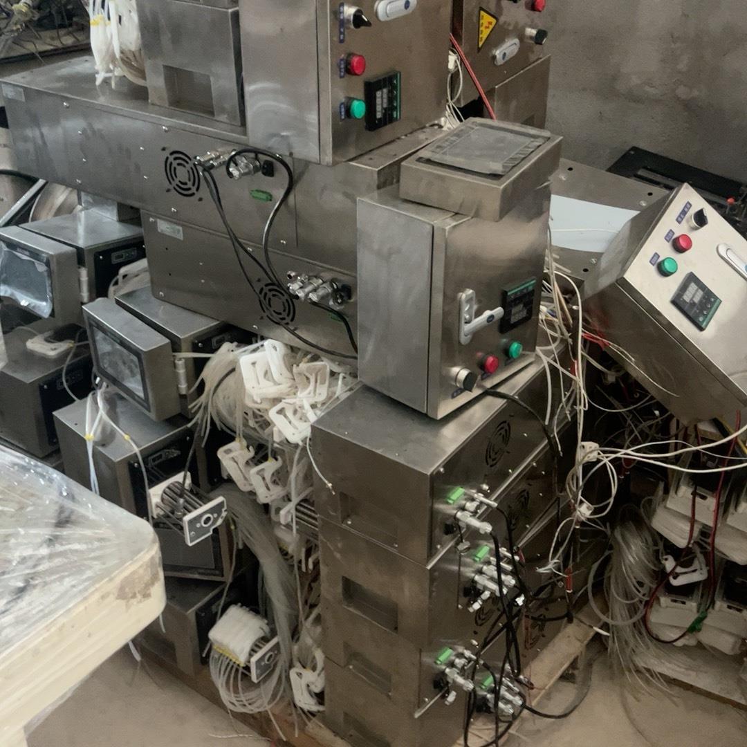 蠕动泵控制器，泵头，FK600灌装控制器上用的。图片为实物，