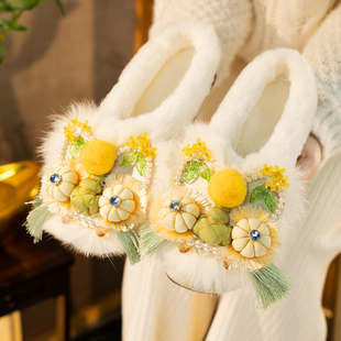 舞绣缘冬季加绒虎头鞋女成人新款防寒保暖包头拖鞋外穿两用绣花鞋