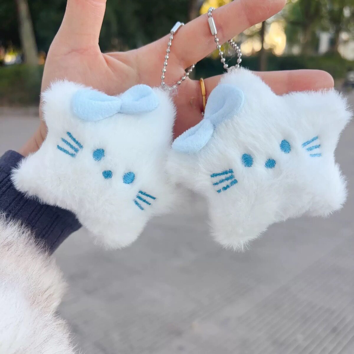 可爱五角星KT猫配饰服饰鞋袜配件胸针辅料包包公仔玩偶挂件批发图片