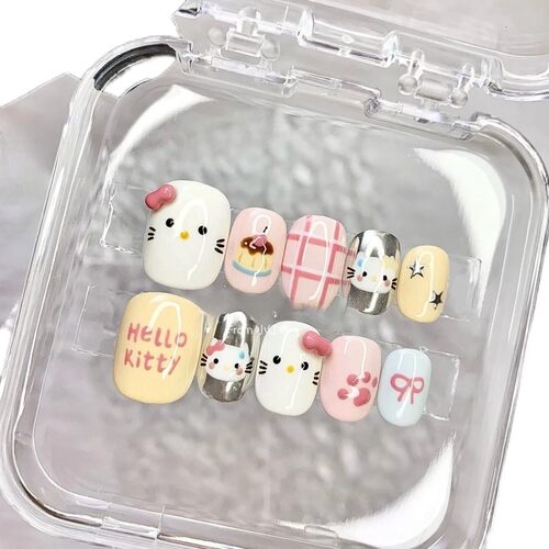 卡通kitty手工手绘显白短