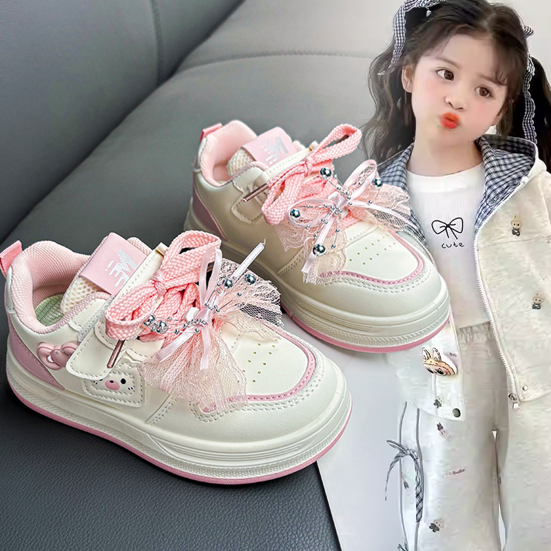 女童蝴蝶结装饰板鞋春秋新款中大童甜美休闲鞋儿童2026时尚运动鞋