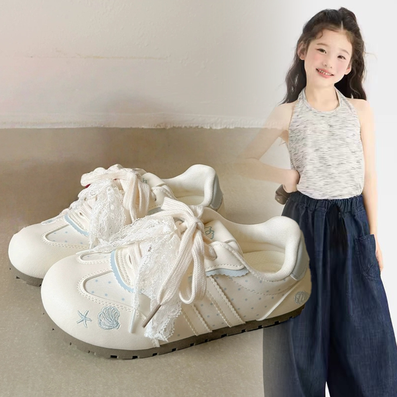 女童韩系简约百搭德训鞋2026春秋新款蕾丝鞋带波点设计洋气休闲鞋