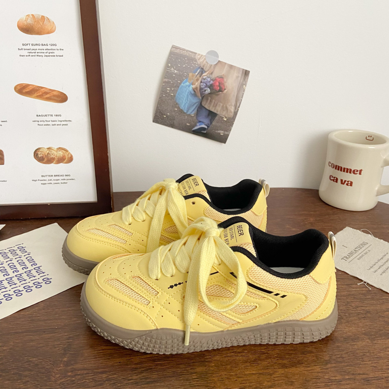 女款韩版多巴胺色系软底板鞋女童2026春秋新款小众洋气运动休闲鞋