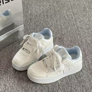 女童2026简约百搭德训板鞋女款中大童春秋新款小众甜美休闲运动鞋