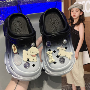 女童拖鞋2024网红轻便户外爆款夏款沙滩夏天大童儿童两穿洞洞鞋潮