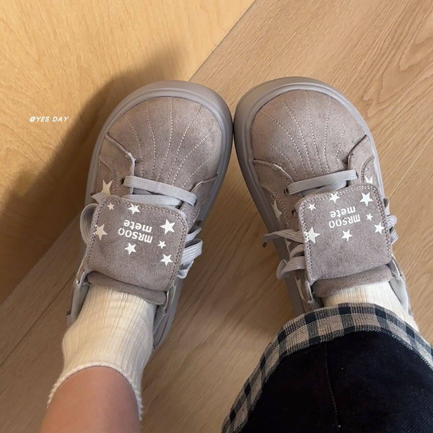 女童2026复古灰色厚底德训鞋春秋新款女孩小众面包鞋增高休闲板鞋