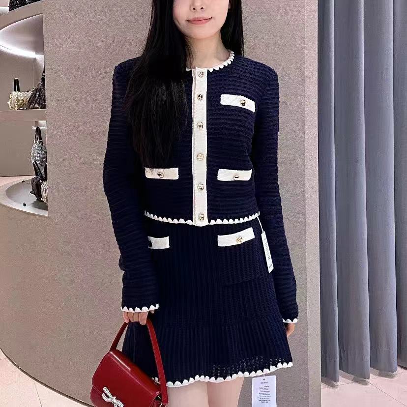 2024秋季法式藏蓝长袖圆领针织开衫毛衣高腰小香风开衫+半身短裙