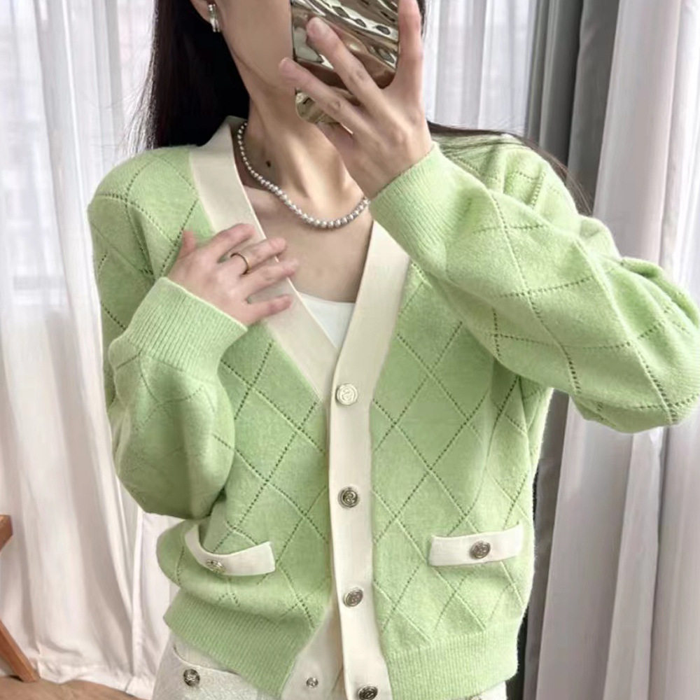 S家 2024早秋法式时尚简约小清新外套女V领镂空菱格毛针织开衫女