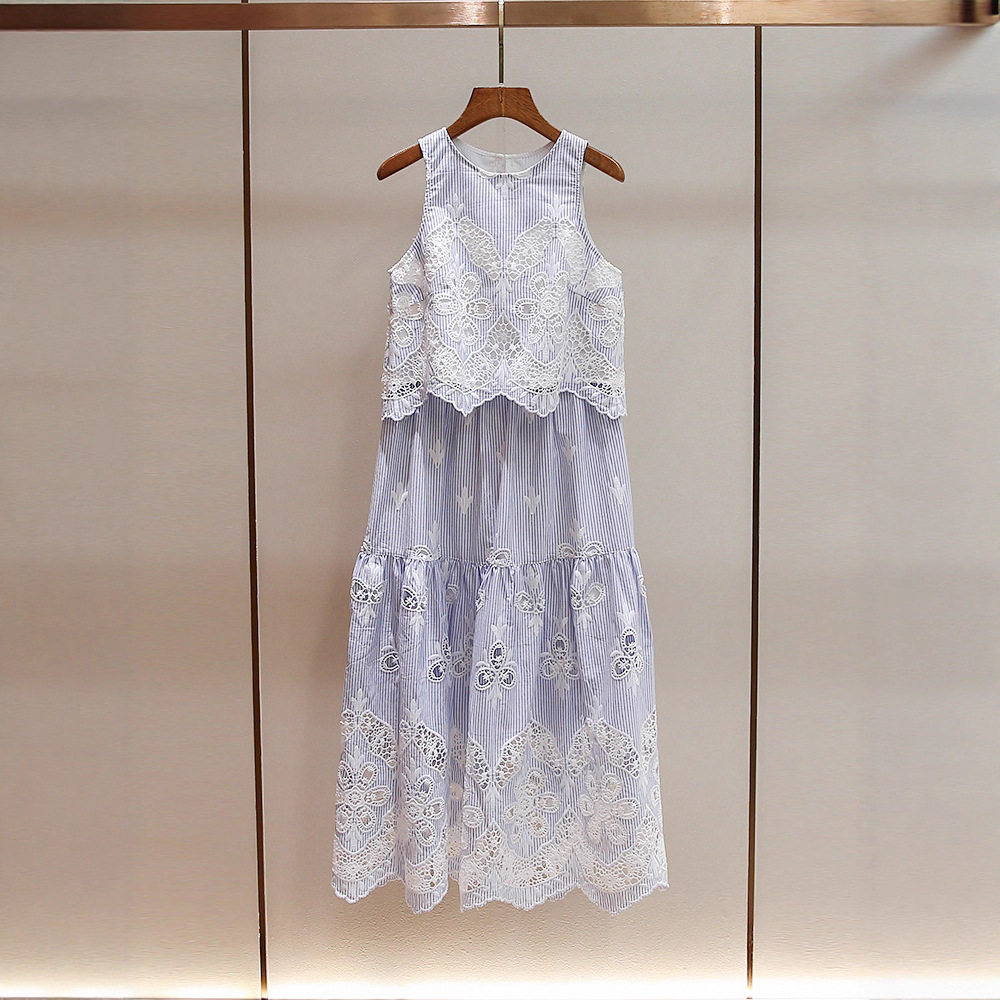 深圳南油高端女装夏季新款法式刺绣镂空马甲+A字长款半身裙套装