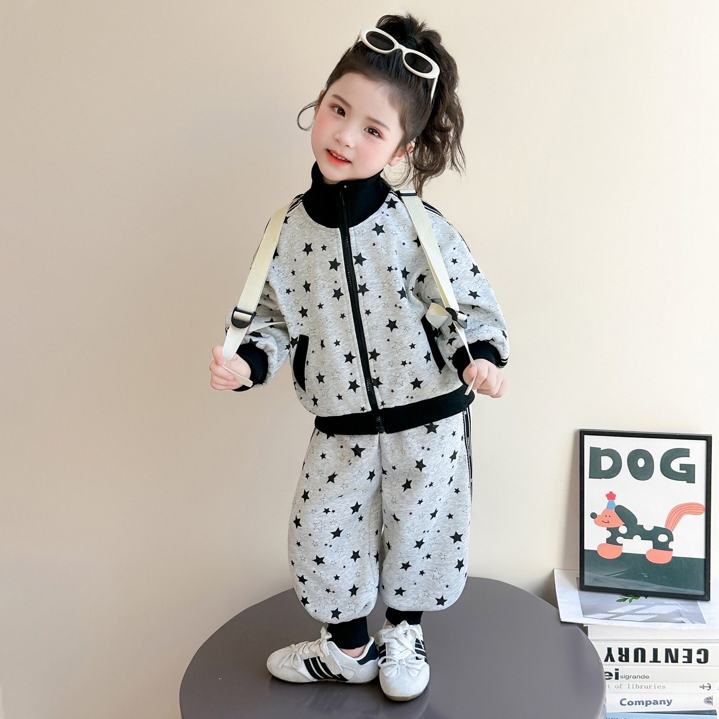 女小童休闲套装春秋季2026新款女宝宝满印外套春装儿童运动两件套,童装/婴儿装/亲子装,儿童运动套装,淘宝优惠券,粉丝福利购,淘宝优惠卷