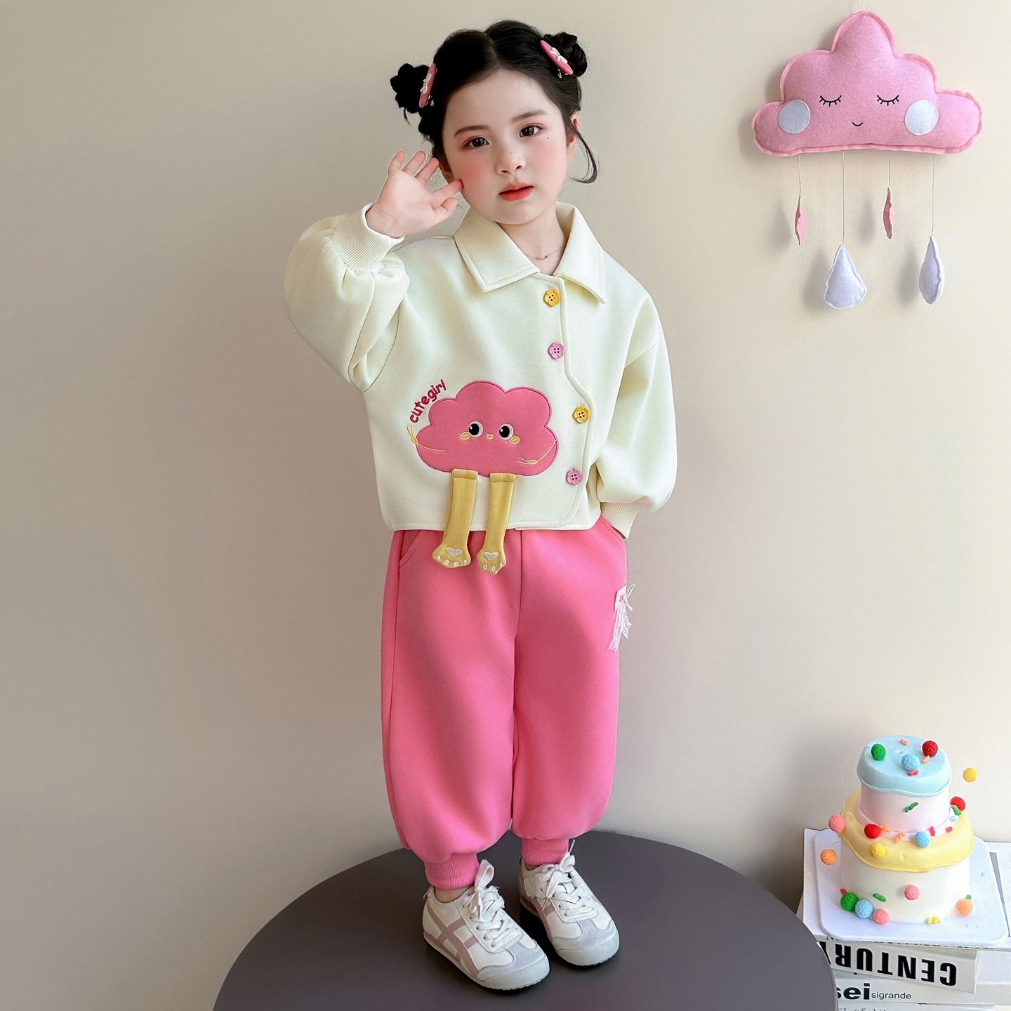 女小童翻领套装春秋款2026新款女宝宝卡通卫衣春装儿童运动两件套,童装/婴儿装/亲子装,儿童运动套装,淘宝优惠券,粉丝福利购,淘宝优惠卷