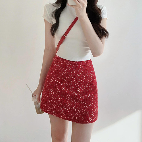 红色波点半身短裙女夏