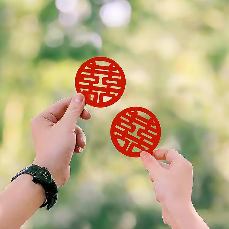 领证登记摆拍结婚照道具工