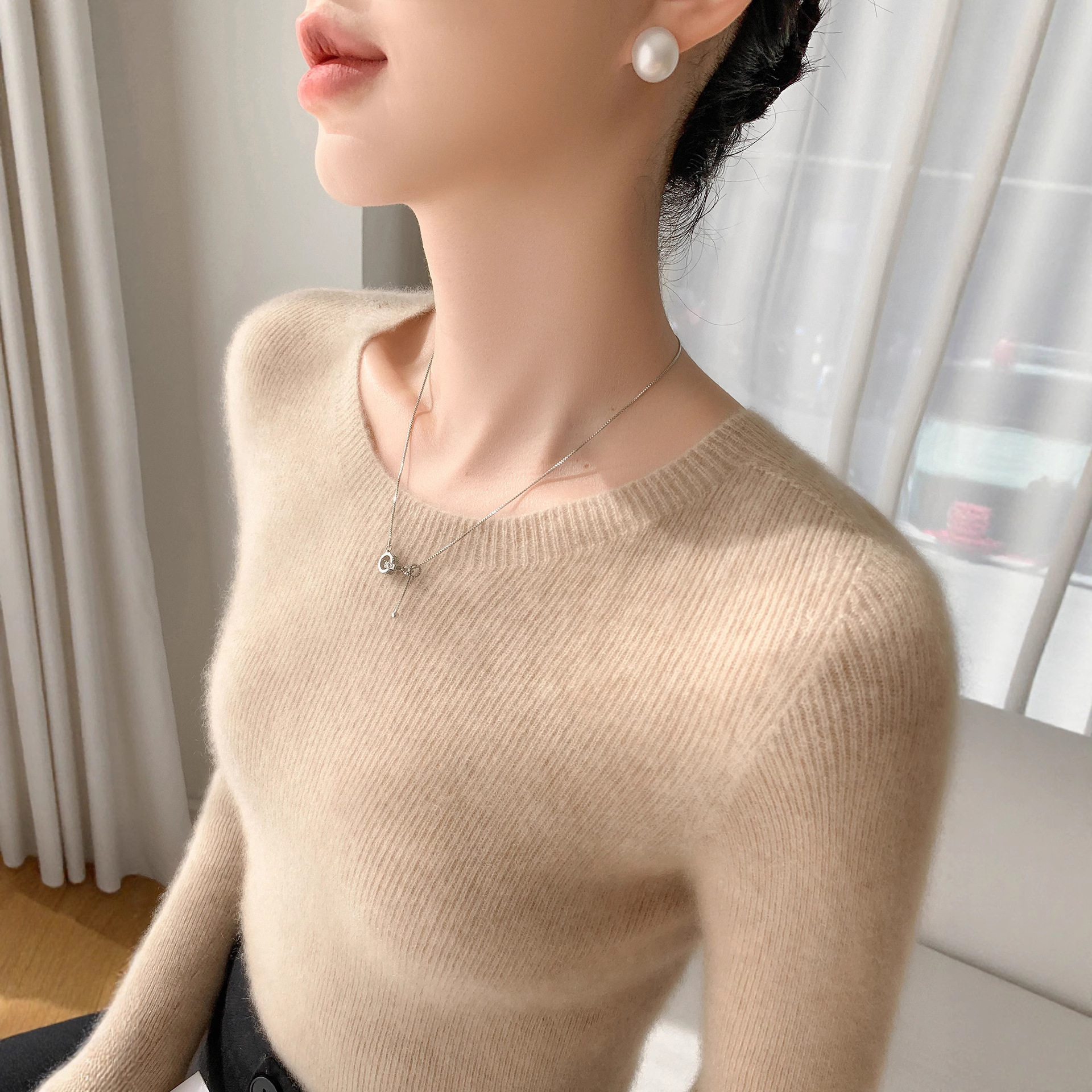 日系CherryKoko秋冬无缝山羊绒女圆领针织衫修身毛衣打底衫套头