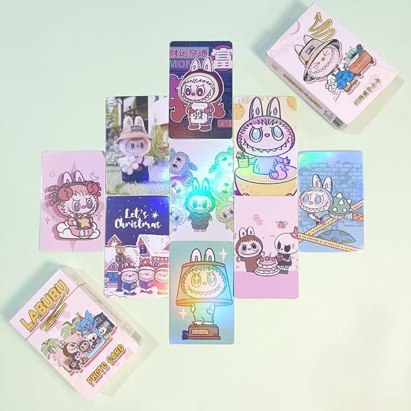 labubu小卡潮玩小精灵周边卡通自印卡盒装收藏卡高清镭射lomo卡