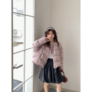亮世秋羽绒服2025冬季新款短款宽松小个子百搭高端格子圆领90排骨