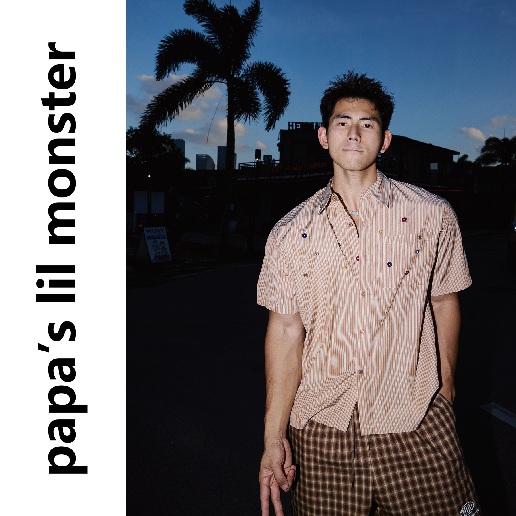 PAPASLILMONSTER 【棕纹彩扣】美式休闲风条纹彩扣宽松短袖衬衫男