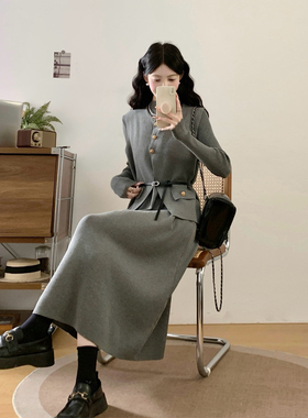 连衣裙大码女胖mm遮肚子轻奢高级感冬名媛灰色高腰针织两件套裙子