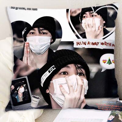 tfboys抱枕王俊凯毕业礼物女生