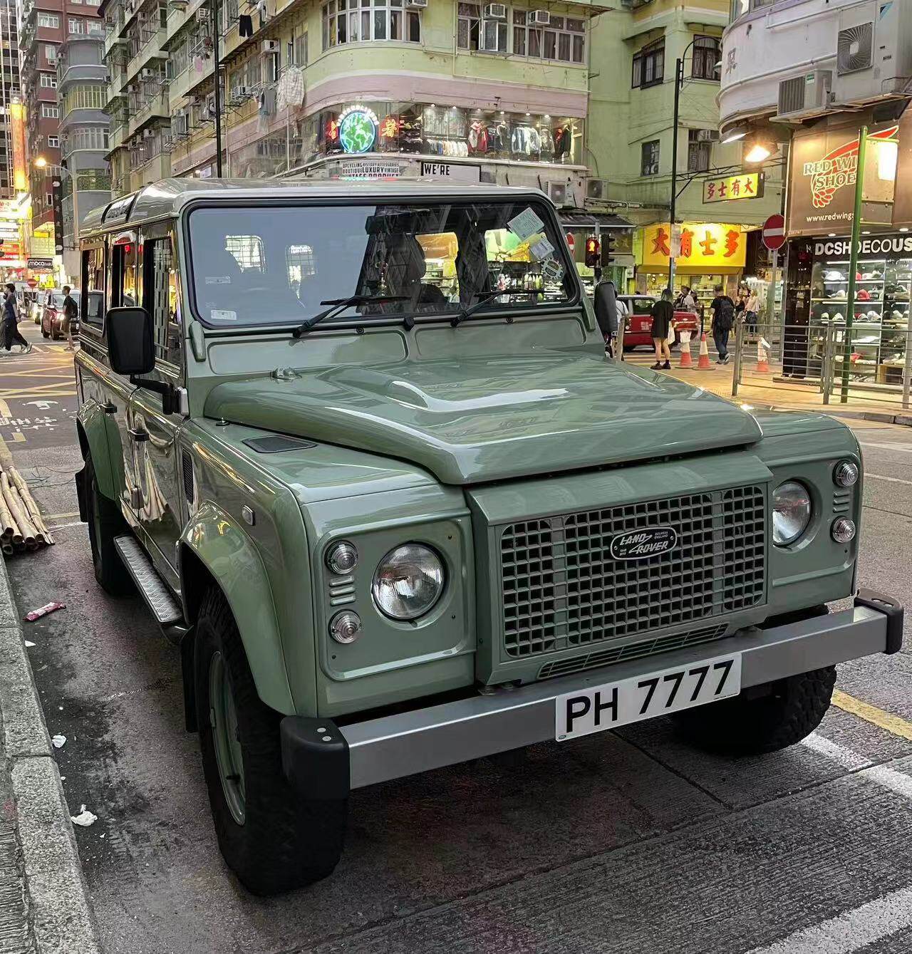 经典路虎卫士90110改装中网