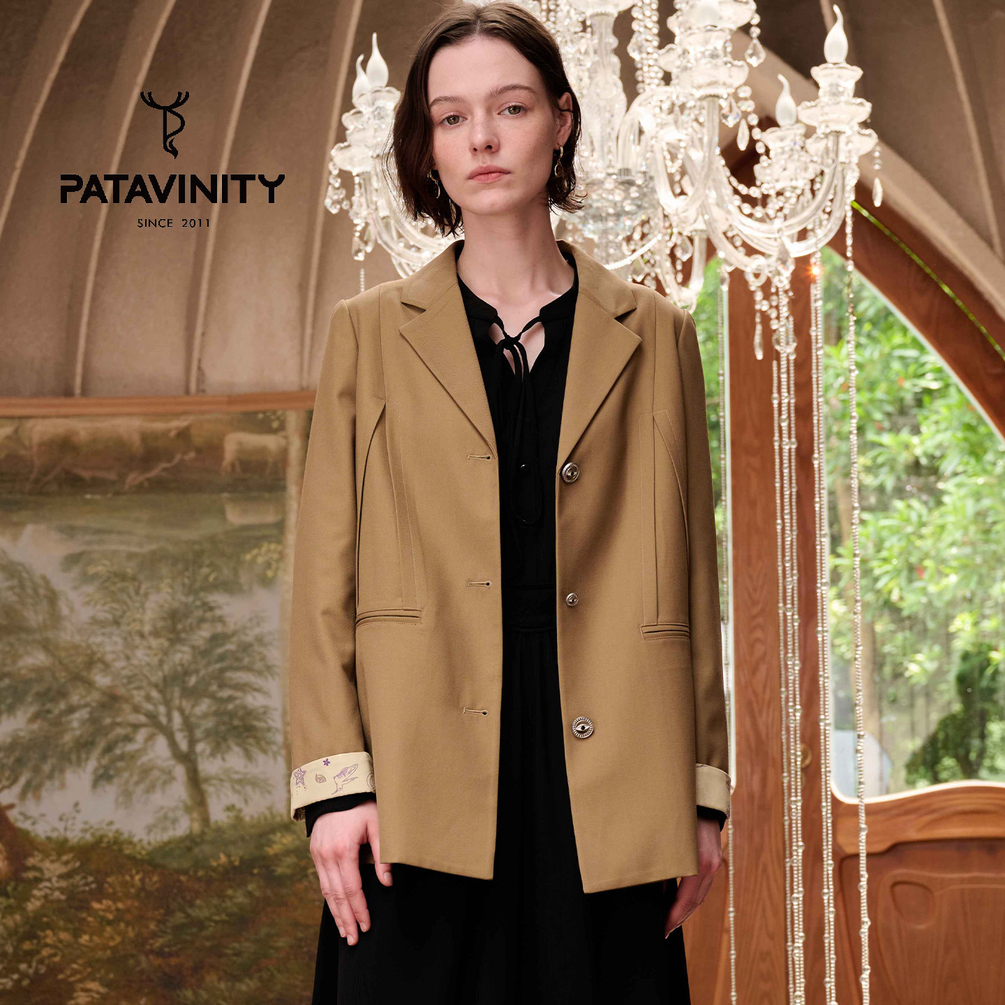 Patavinity通勤简约复古西装女士春秋气质显瘦廓形正肩长袖外套