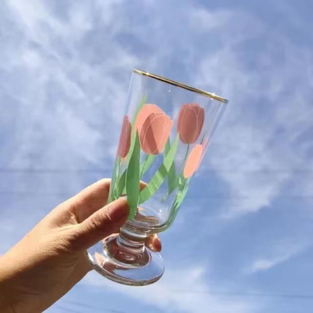 Tiny Daisy tulip glass water glass goblet juice glass