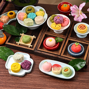 2025新款中式糕点摆盘茶歇点心江南特色荷花酥桃花酥订婚摆台甜品