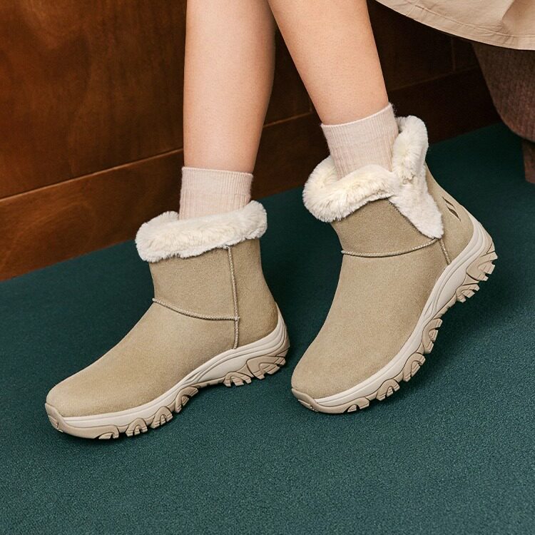 Skechers斯凯奇女士2026春夏新款保暖加绒雪地靴厚底增高休闲棉鞋