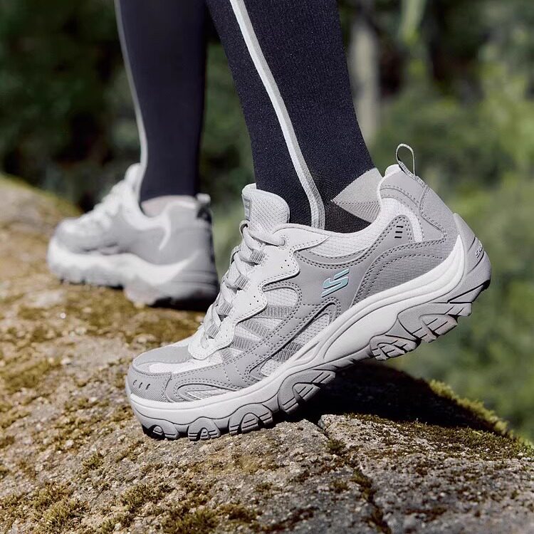 Skechers斯凯奇女子防泼水户外鞋