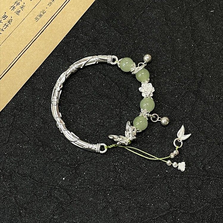 2024爆款新中式蝴蝶串珠手链女轻奢小众高级感ins闺蜜礼物高颜值