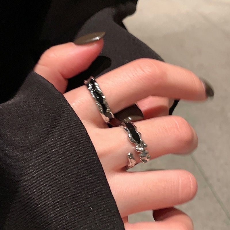 ins网红黑色复古滴釉开口戒指女轻奢小众设计高级感时尚个性情侣