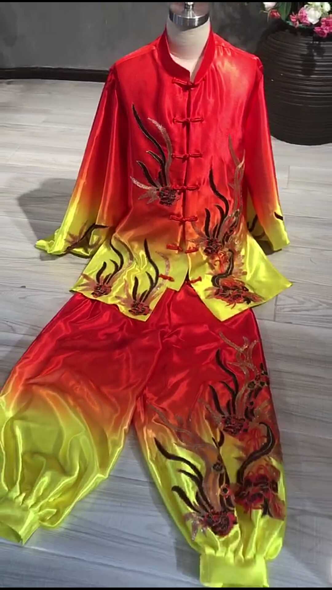 2020新款打鼓服装秧歌表演赛服武术成人表演服成人套装武术比赛服