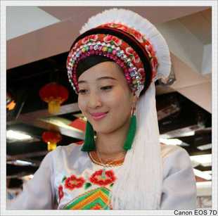 白族头饰女 云南大理 白族头饰女 成人 舞蹈演出服装少数民族头饰