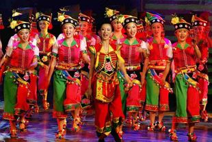 新款鑫佳高端定制少数民族布朗族服装红色套装舞蹈舞台表演服女装