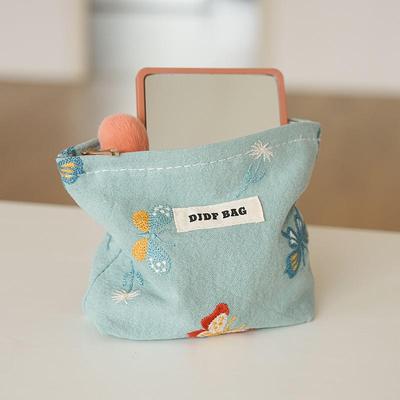 包包里的收纳小包小布包零钱包高级感小号化妆包收纳袋迷你口红包