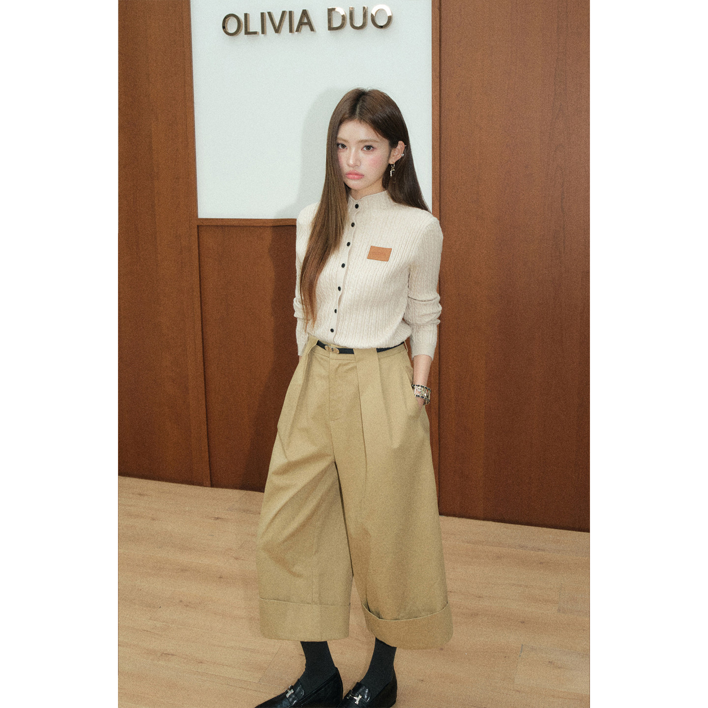 OLIVIA DUO 半高领绞花毛衣2026秋季新款米色长袖休闲百搭针织衫