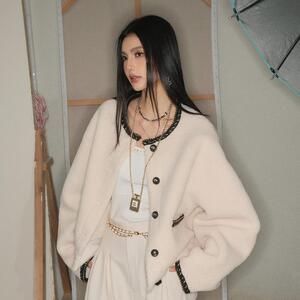 OLIVIA DUO花边羊羔毛外套女2025新款冬款小香风白色圆领气质穿搭