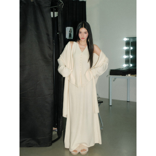 慵懒风上衣长裙开衫 法式 三件套 DUO二代珍珠扣套装 OLIVIA