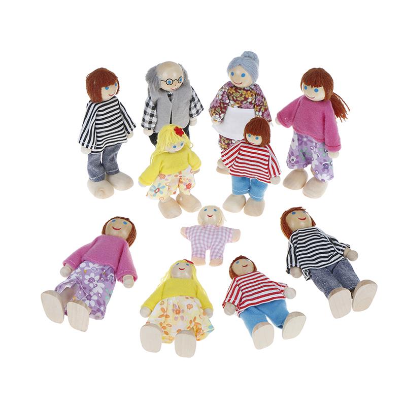 Small Wooden Toys Set Happy Dollhouse Family Dolls Figures D