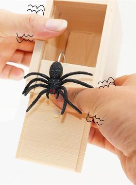Halloween Rubber Spider Prank Wooden Box Toys for Kids False