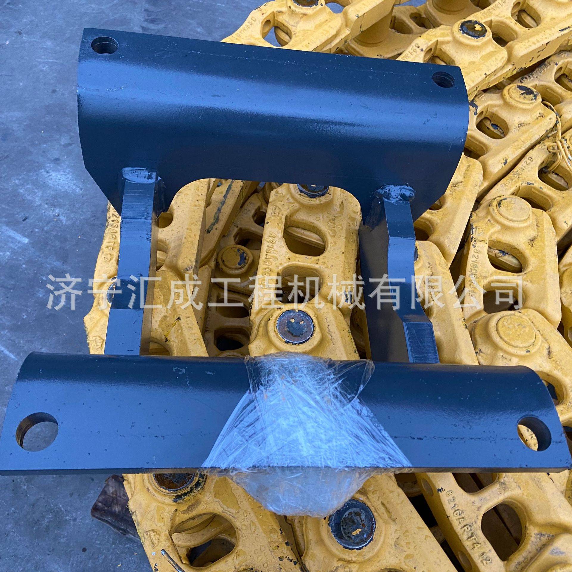 挖掘机护链器 挖掘机履带底盘件 挖掘机护链架 链条保护